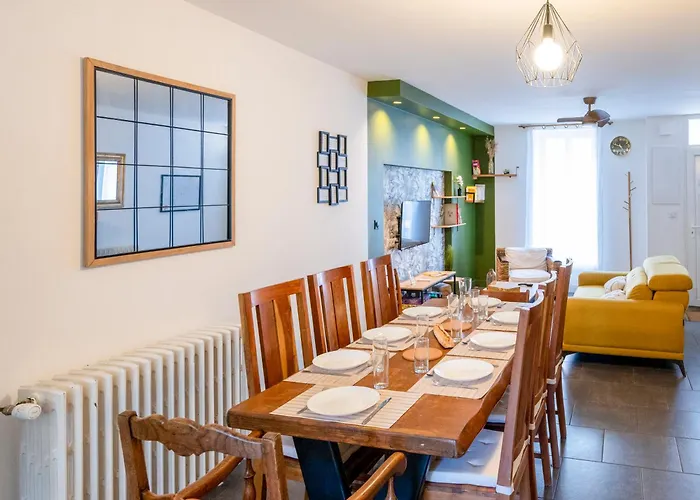 La Casse Doree - Terrasse & Gare A Proximite